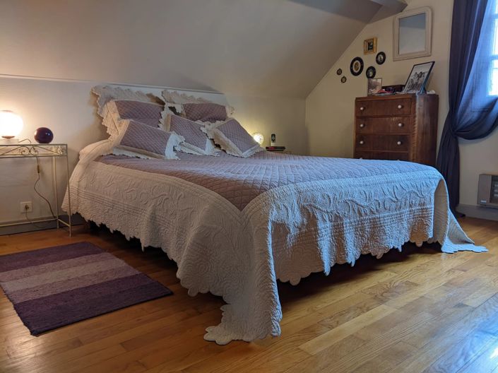 Image No.12-6 Bed House for sale