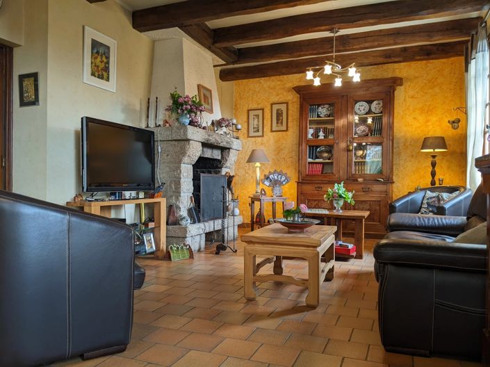 Image No.3-6 Bed House for sale