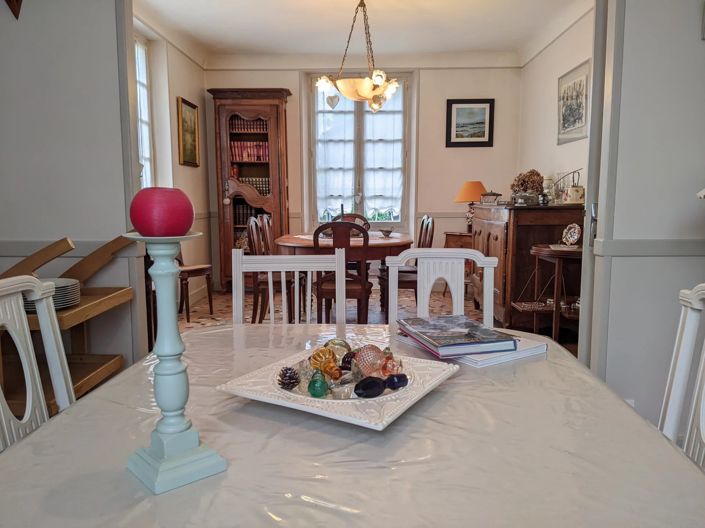 Image No.7-6 Bed House for sale