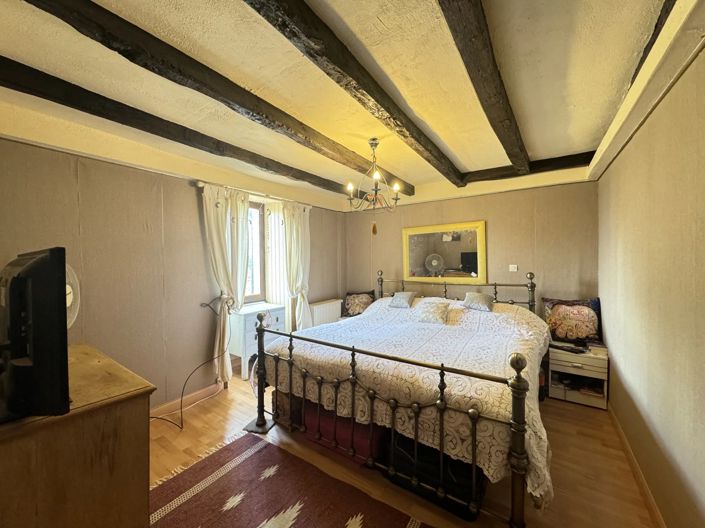 Image No.9-4 Bed House for sale