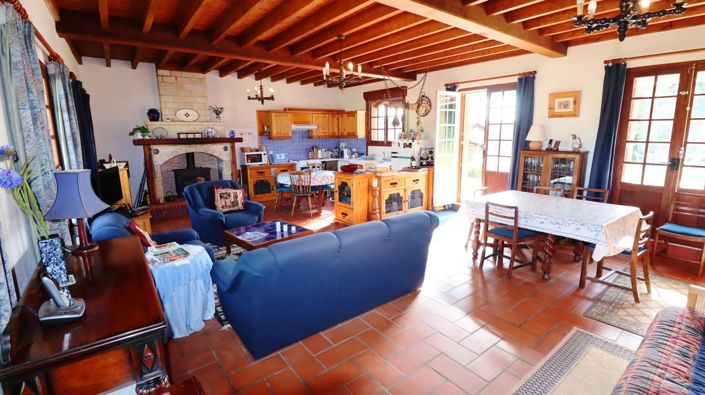 Image No.3-3 Bed House for sale