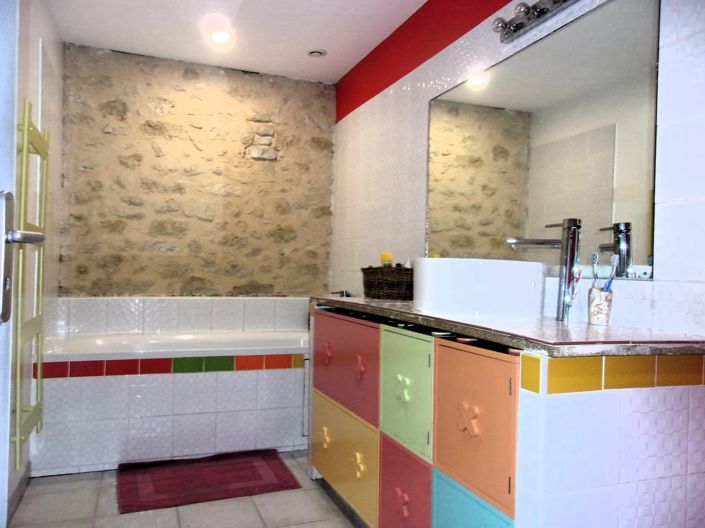 Image No.12-4 Bed House for sale