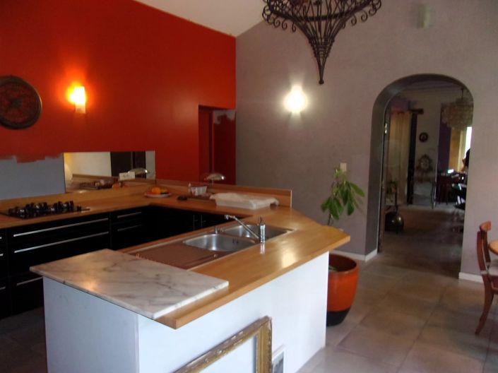 Image No.9-4 Bed House for sale