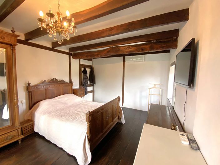 Image No.5-4 Bed House for sale