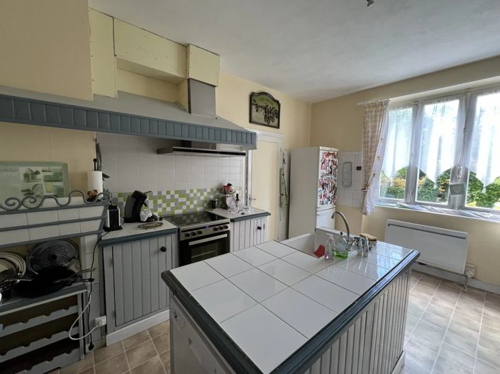 Image No.3-4 Bed House for sale