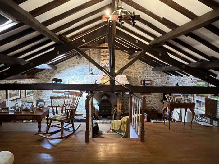 Image No.9-4 Bed House for sale