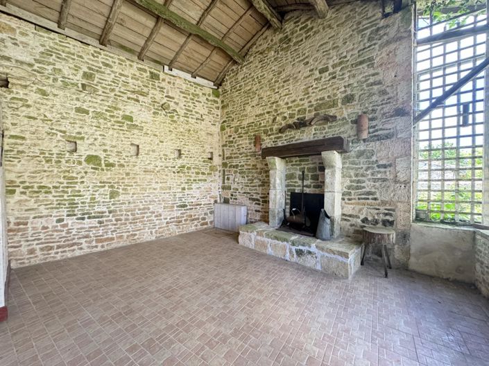 Image No.11-3 Bed House for sale