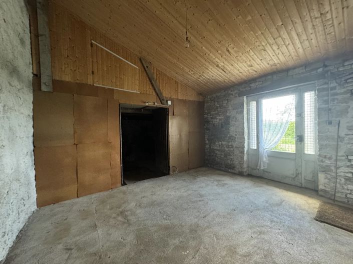 Image No.9-3 Bed House for sale