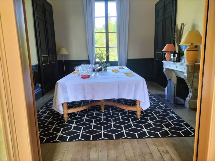 Image No.10-8 Bed House for sale