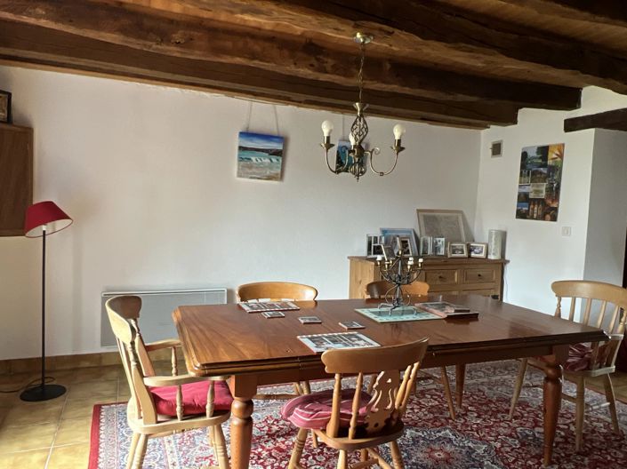 Image No.5-2 Bed House for sale