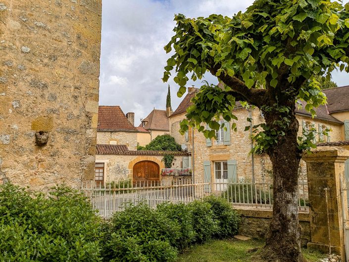 Image No.15-3 Bed Village House for sale