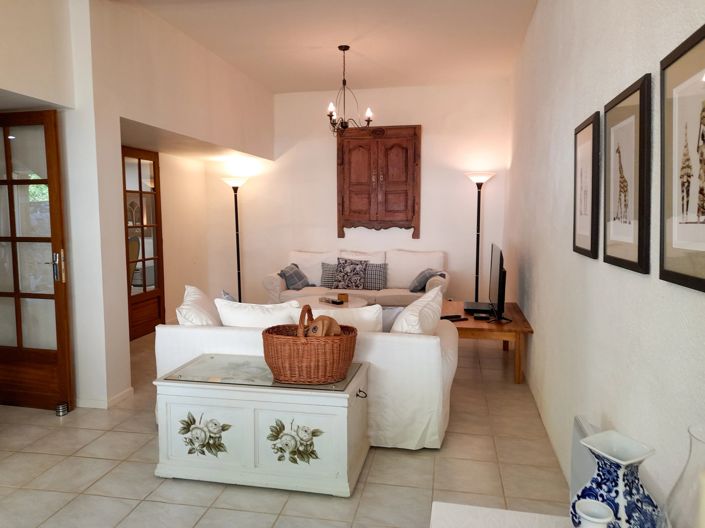 Image No.8-3 Bed Village House for sale