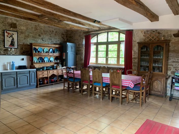 Image No.7-7 Bed House for sale