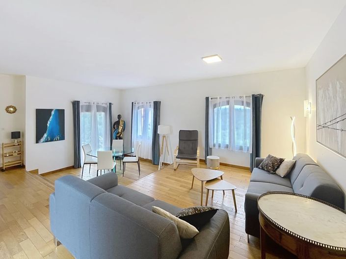 Image No.5-4 Bed House for sale