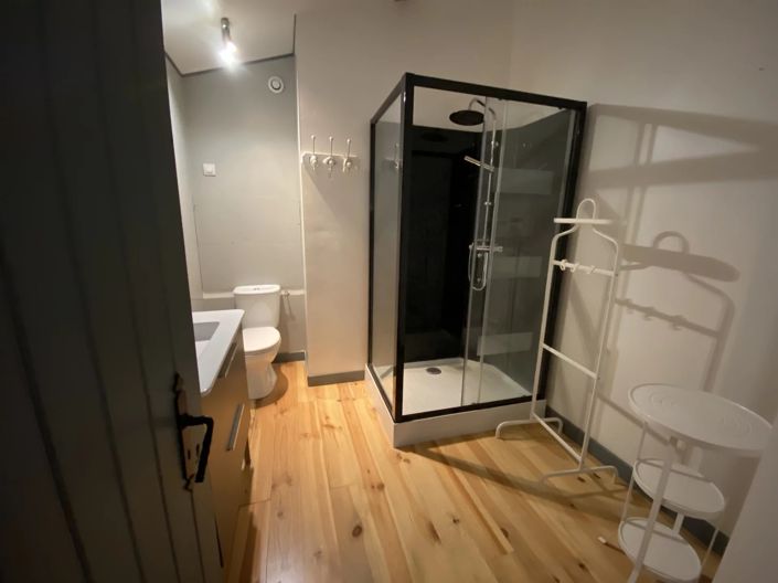 Image No.11-7 Bed House for sale