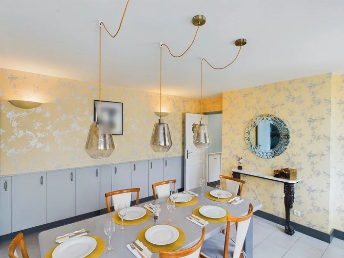 Image No.8-4 Bed House for sale