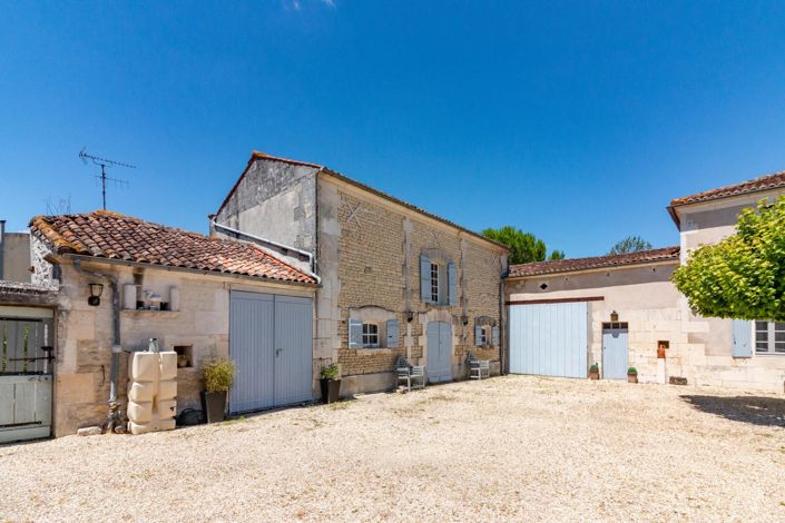 Image No.13-4 Bed House for sale