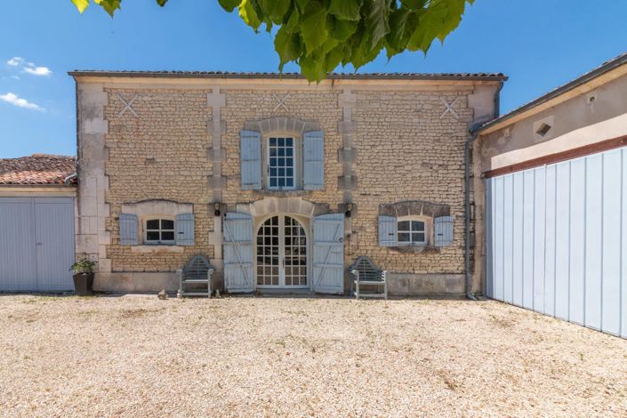 Image No.14-4 Bed House for sale