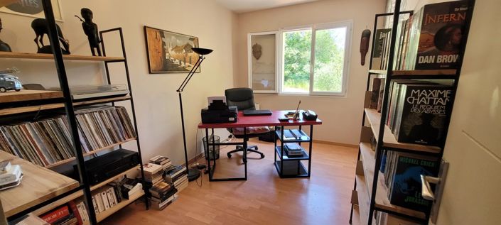 Image No.13-4 Bed House for sale