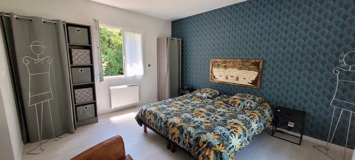 Image No.8-4 Bed House for sale