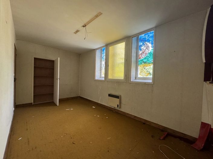 Image No.13-House for sale