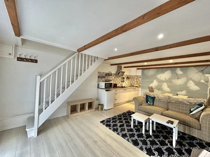 Image No.9-4 Bed Village House for sale