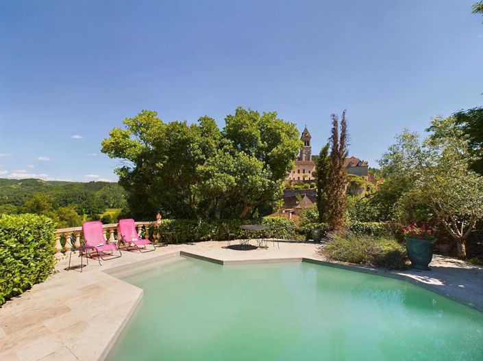 Image No.15-7 Bed House for sale