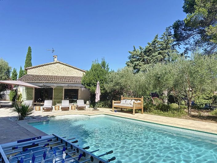 Image No.2-5 Bed Property for sale