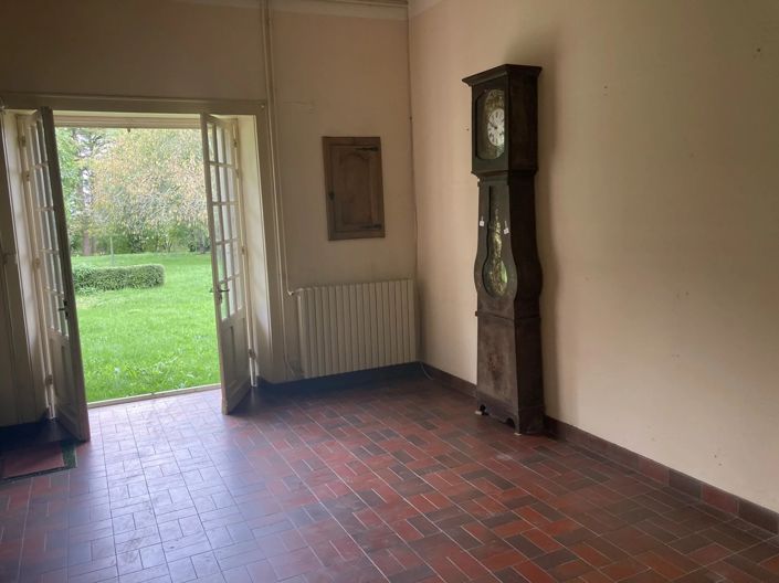 Image No.15-5 Bed House for sale