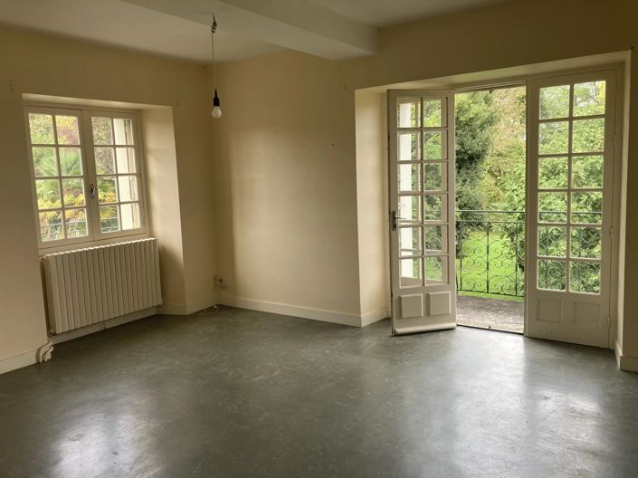 Image No.2-5 Bed House for sale