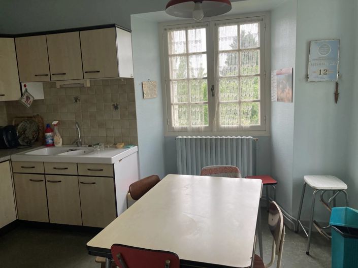 Image No.7-5 Bed House for sale