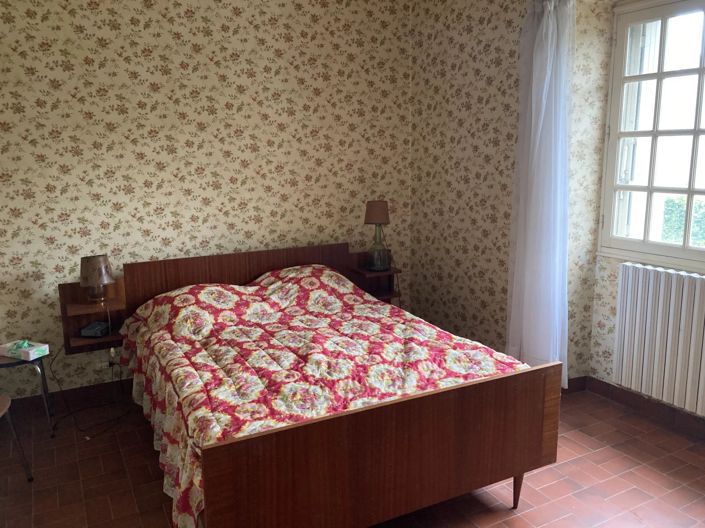 Image No.9-5 Bed House for sale