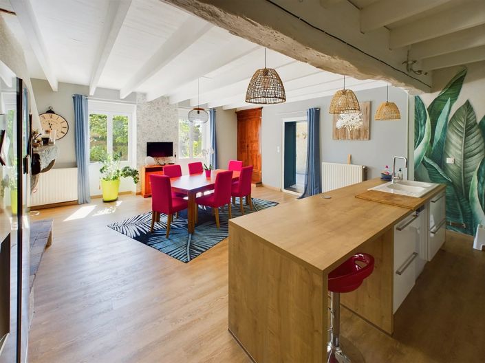 Image No.4-4 Bed House for sale