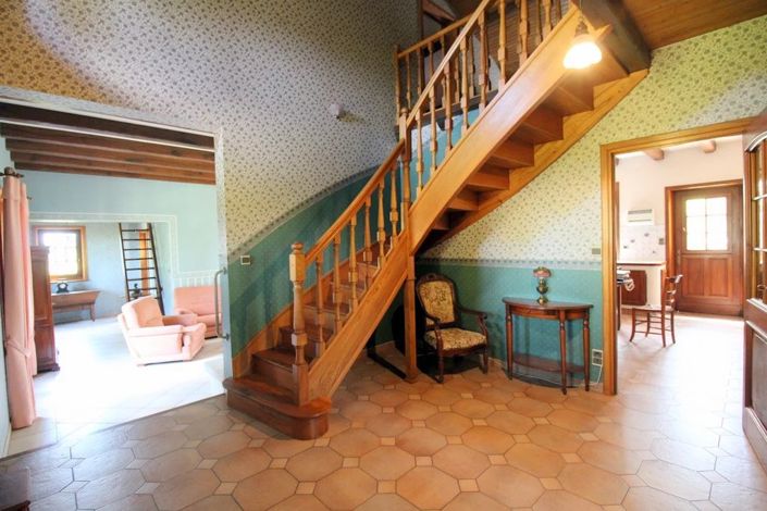 Image No.9-5 Bed House for sale