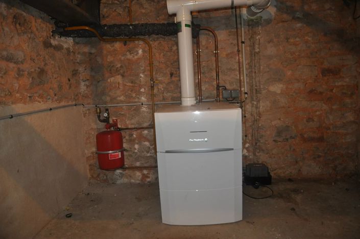 Image No.10-3 Bed House for sale