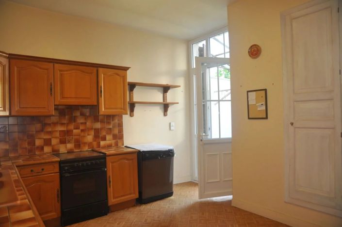 Image No.3-3 Bed House for sale