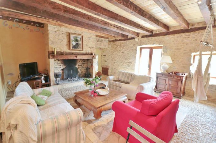 Image No.5-3 Bed House for sale