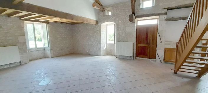 Image No.3-3 Bed House for sale