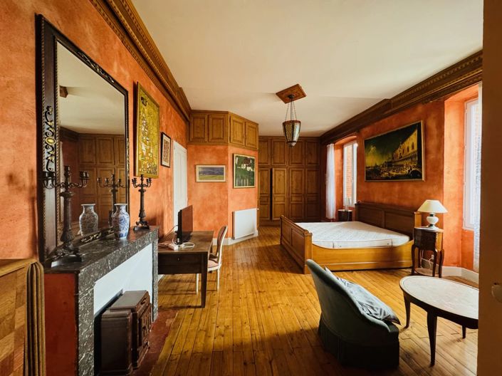 Image No.7-4 Bed House for sale