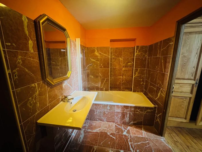 Image No.13-4 Bed House for sale