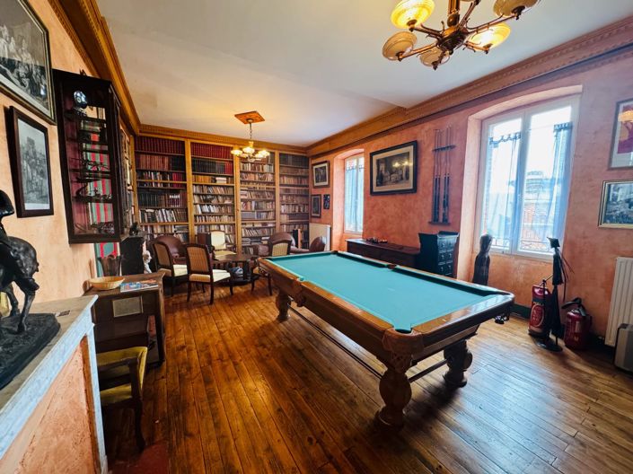 Image No.6-4 Bed House for sale