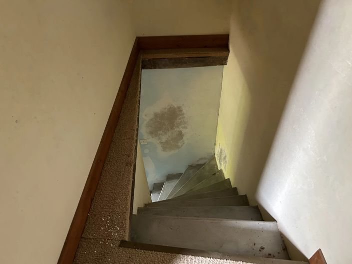 Image No.7-2 Bed House for sale