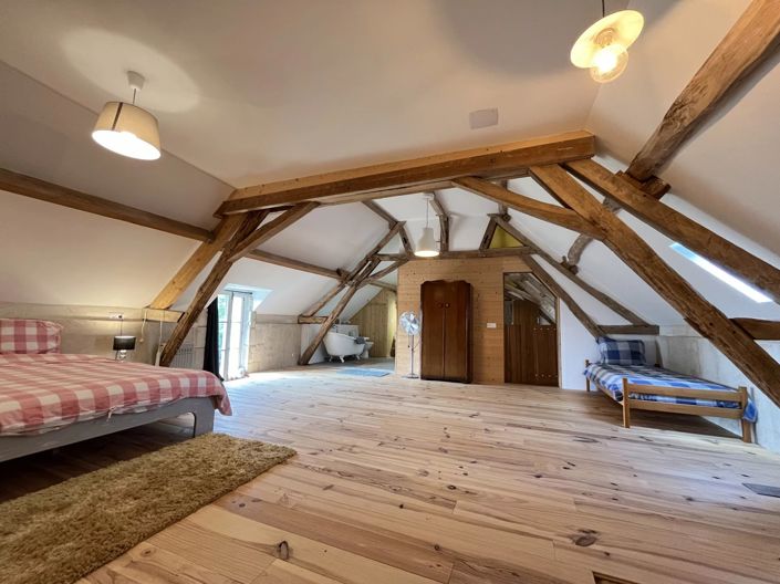 Image No.13-2 Bed House for sale