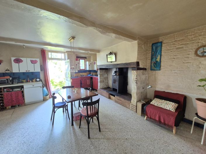 Image No.8-2 Bed House for sale