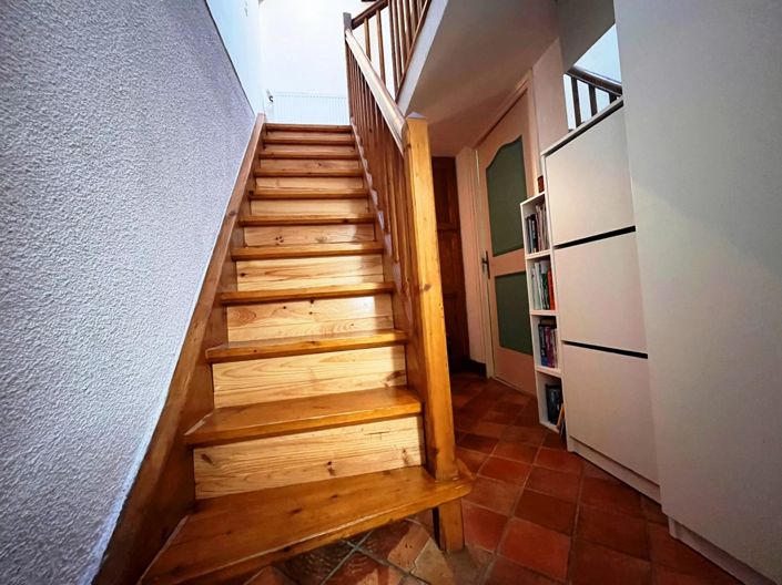 Image No.8-4 Bed House for sale