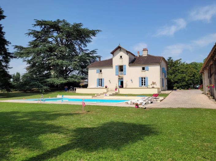 Image No.1-5 Bed House for sale