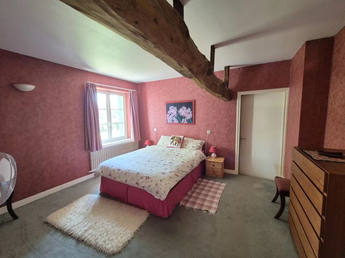 Image No.6-5 Bed House for sale