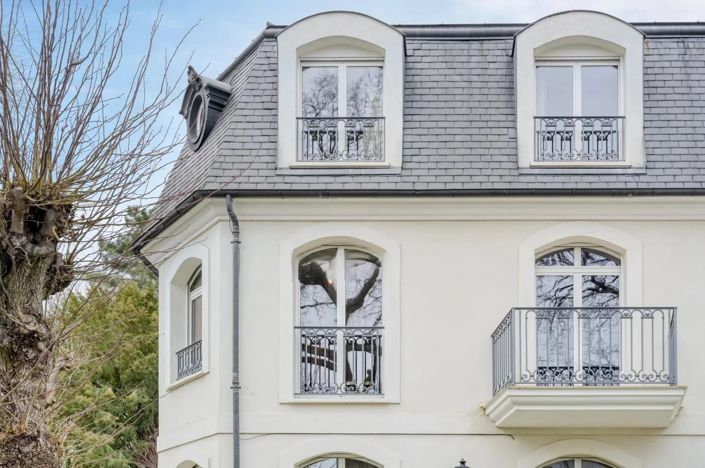 Image No.11-10 Bed House for sale