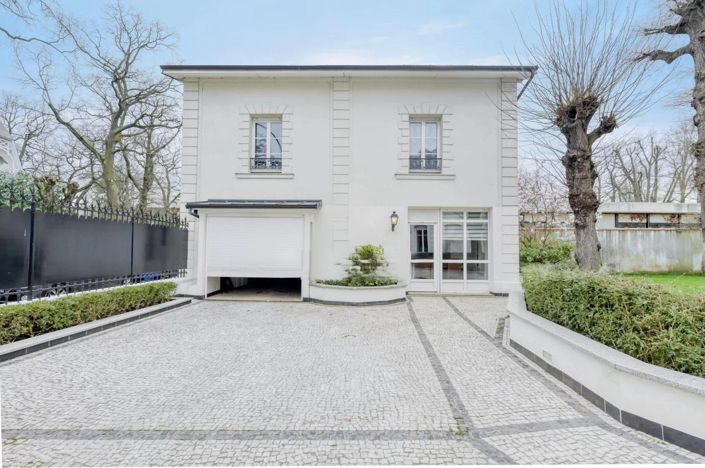 Image No.9-10 Bed House for sale