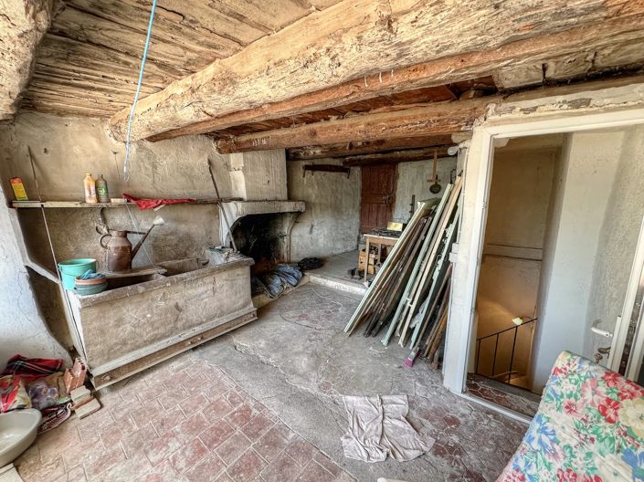 Image No.9-3 Bed Village House for sale